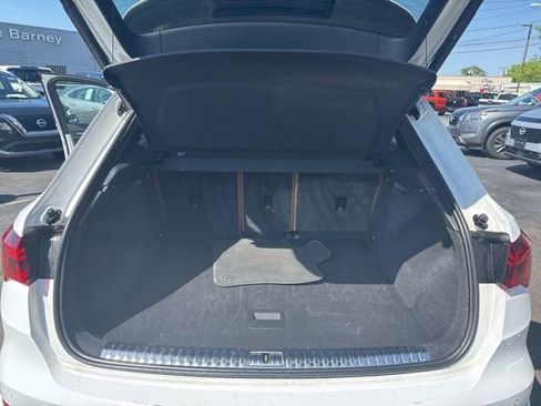 Used 2024 Audi Q3 2.0T Premium AWD/4WD image 22