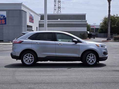 Certified 2024 Ford Edge SEL AWD/4WD image 4
