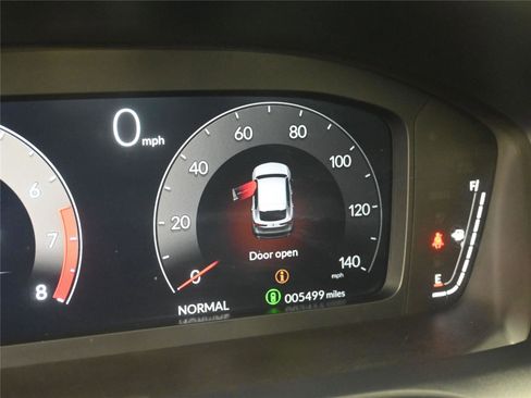 Certified 2025 Acura ADX A-Spec image 3