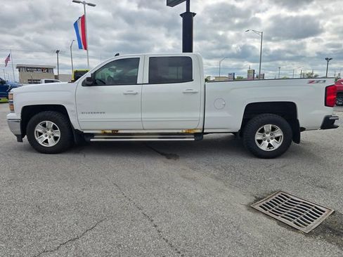 Used 2015 Chevrolet Silverado 1500 LT w/ LT Convenience Package AWD/4WD image 6
