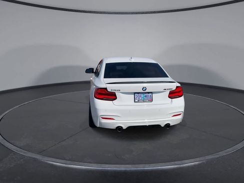 Used 2016 BMW M235i Coupe RWD image 8
