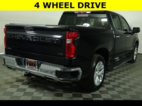 Used 2021 Chevrolet Silverado 1500 LTZ w/ LTZ Premium Package image 13