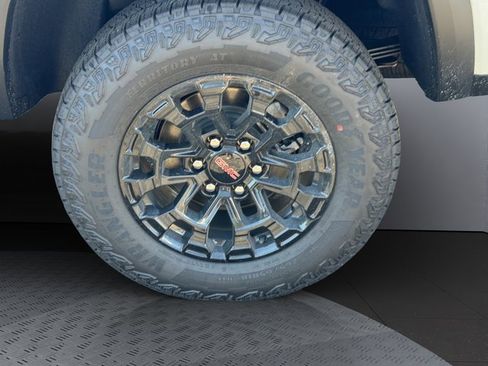 New 2026 GMC Canyon Elevation w/ Convenience Package image 26