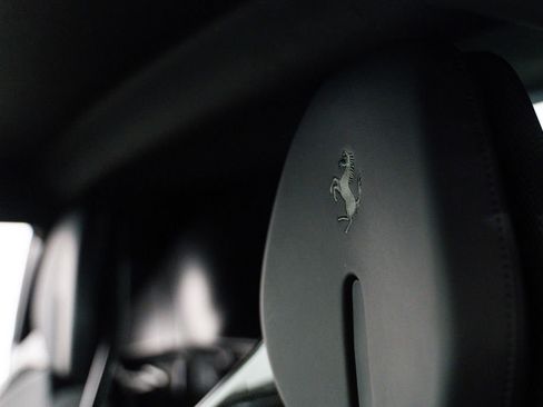 Used 2022 Ferrari SF90 Stradale image 4