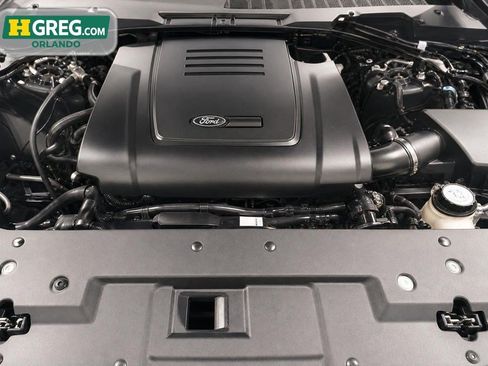 Used 2024 Land Rover Defender 110 S AWD/4WD image 15