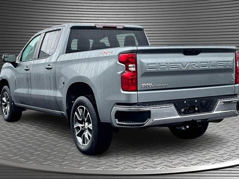 Used 2023 Chevrolet Silverado 1500 LT image 4