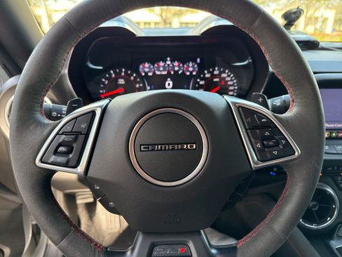 Used 2019 Chevrolet Camaro ZL1 image 14