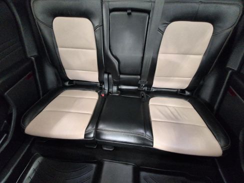Used 2022 Ford Escape Titanium w/ Titanium Elite Package AWD/4WD image 23