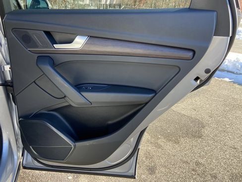 Certified 2022 Audi Q5 2.0T Premium w/ Convenience Package image 28