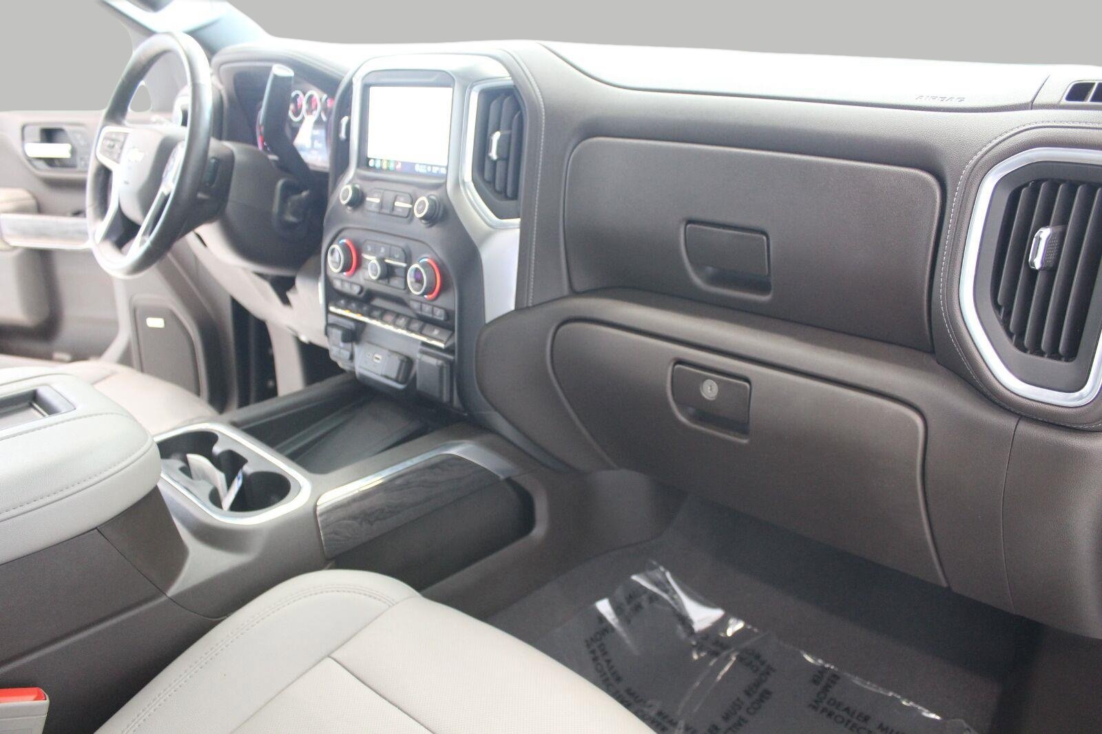 Used 2021 Chevrolet Silverado 1500 LTZ w/ LTZ Premium Package AWD/4WD image 16