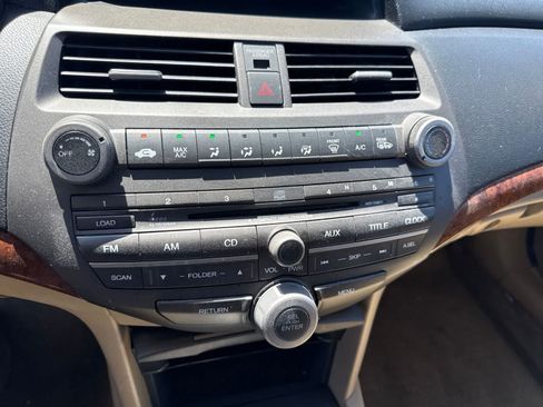 Used 2012 Honda Accord EX image 25