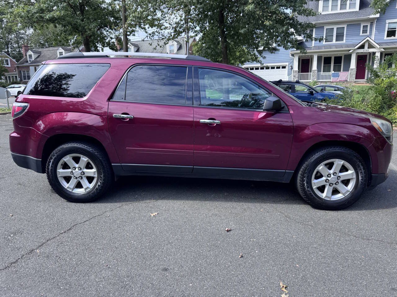 Used 2015 GMC Acadia SLE AWD/4WD image 10