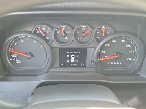 Used 2026 Chevrolet Silverado 1500 Custom RWD image 6