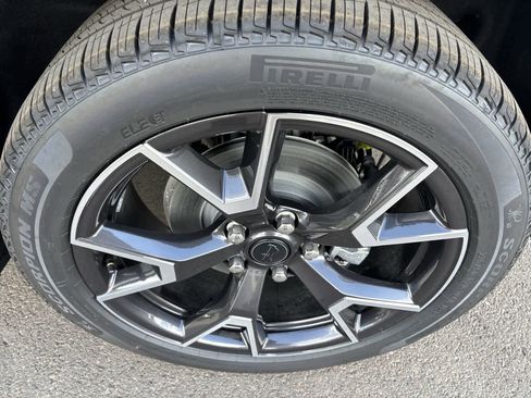 New 2026 Jeep Cherokee Overland AWD/4WD image 4