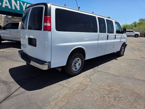 Used 2017 Chevrolet Express 3500 LT w/ LT Preferred Equipment Group RWD image 49
