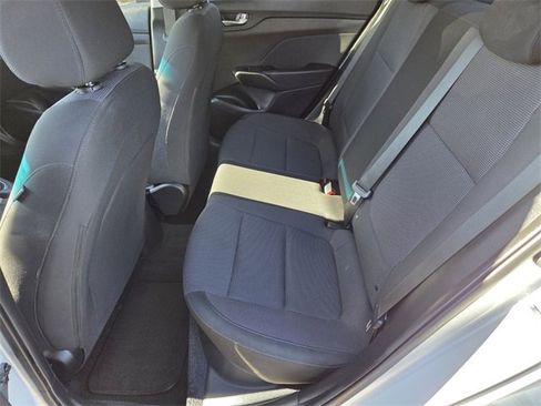 Used 2020 Hyundai Accent SE image 11