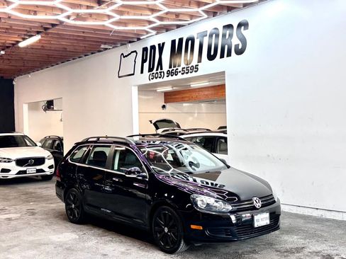 Used 2012 Volkswagen Jetta TDI FWD image 1