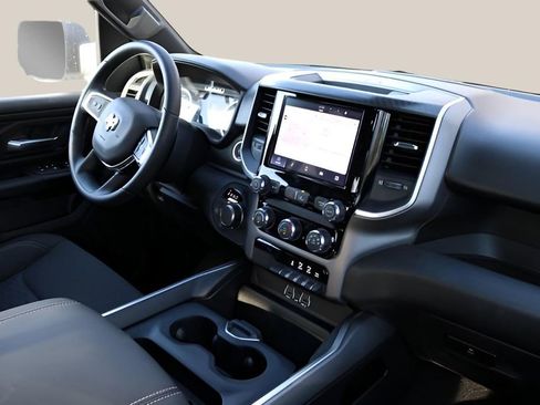 New 2026 RAM 1500 Express image 17