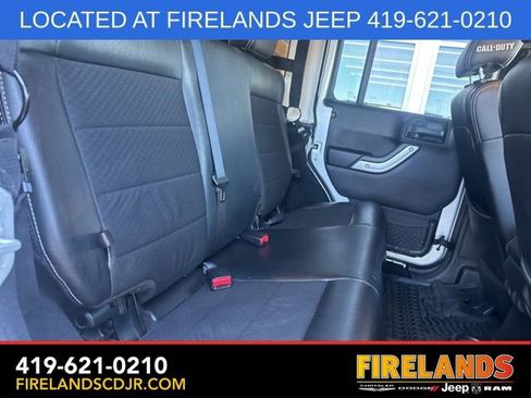 Used 2012 Jeep Wrangler Unlimited Rubicon image 13