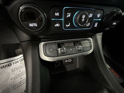 Used 2023 GMC Acadia SLE w/ Driver Convenience Package image 46