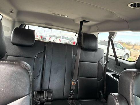 Used 2018 Chevrolet Suburban Premier AWD/4WD image 25