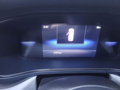 Used 2024 Volkswagen Taos SE image 15