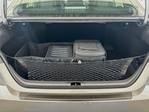 New 2025 Toyota Camry SE w/ Convenience Package FWD image 7