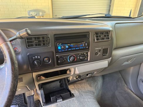 Used 2004 Ford F350 XLT AWD/4WD image 18