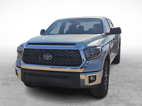Used 2020 Toyota Tundra SR5 w/ TRD Off-Road Package AWD/4WD image 4