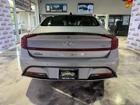 Used 2023 Hyundai Sonata Limited w/ Cargo Package image 9