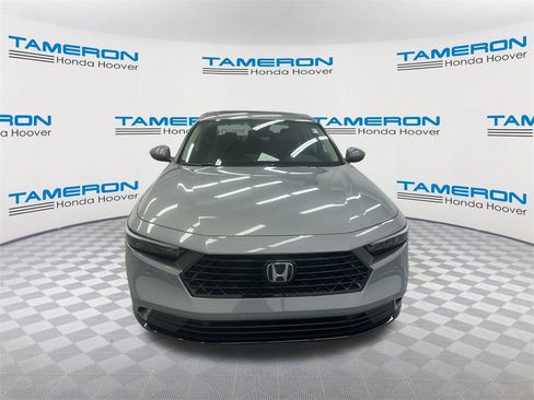 Used 2025 Honda Accord EX-L image 8