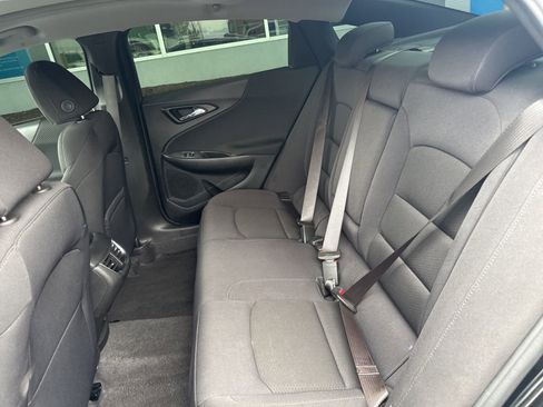 Used 2024 Chevrolet Malibu LT FWD image 16