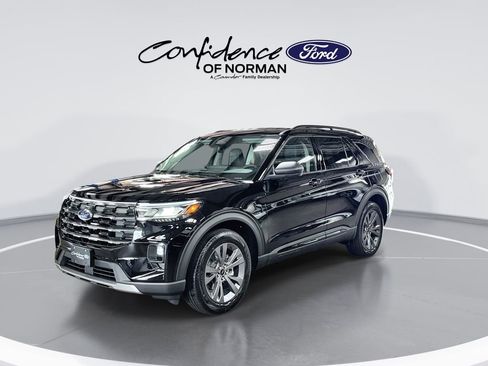 New 2026 Ford Explorer Active w/ Active Comfort Package AWD/4WD image 4