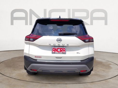 Used 2021 Nissan Rogue SL FWD image 12