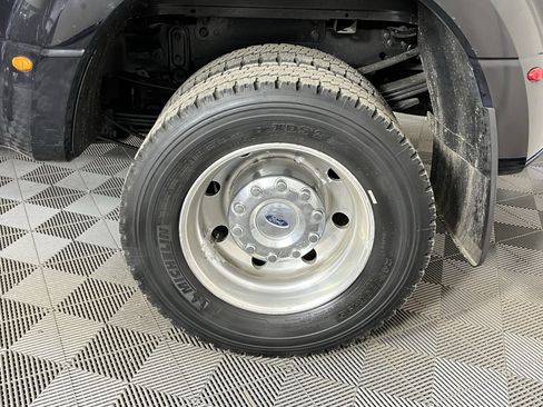 Used 2018 Ford F450 Platinum w/ Platinum Ultimate Package image 20