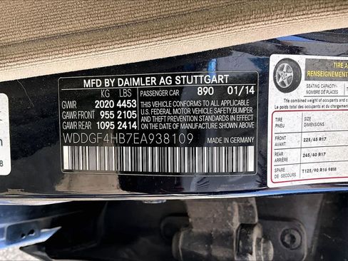 Used 2014 Mercedes-Benz C 250 Sedan w/ Premium 1 Package image 34
