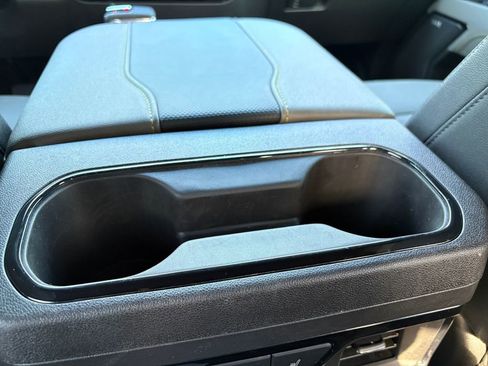 Used 2025 Chevrolet Silverado 1500 ZR2 w/ Technology Package image 12