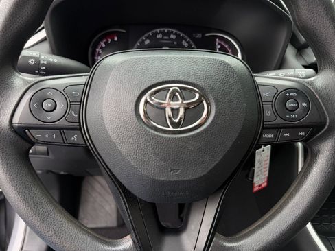 Used 2023 Toyota RAV4 LE AWD/4WD image 11