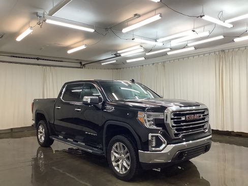 Used 2021 GMC Sierra 1500 SLT w/ SLT Premium Plus Package AWD/4WD image 3
