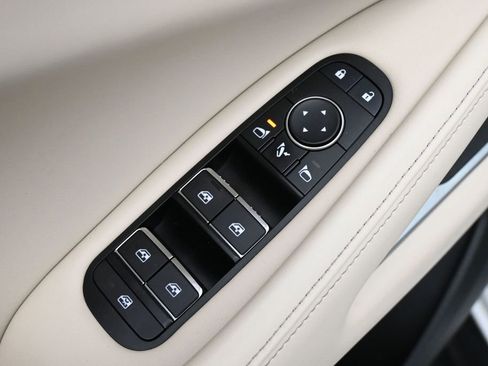 Used 2023 INFINITI QX60 Luxe w/ Performance Audio Package AWD/4WD image 4
