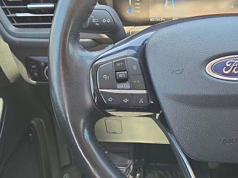 Used 2023 Ford Escape SE FWD image 19
