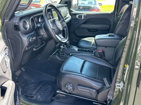 Used 2021 Jeep Wrangler Unlimited Sahara w/ Cold Weather Group AWD/4WD image 12