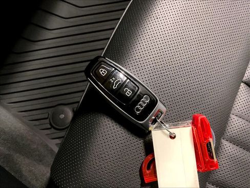 Certified 2024 Audi Q8 e-tron Premium Plus w/ Premium Plus Package image 12