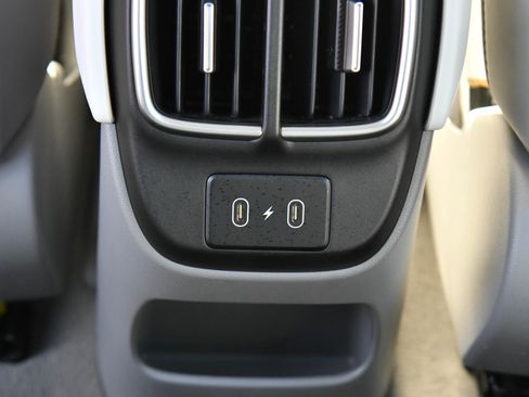 Used 2024 Hyundai Ioniq 6 SEL RWD image 37