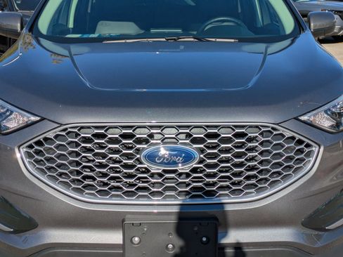 Used 2024 Ford Edge SEL w/ Convenience Package image 10