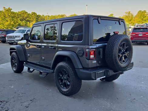 Used 2020 Jeep Wrangler Unlimited Sport AWD/4WD image 5