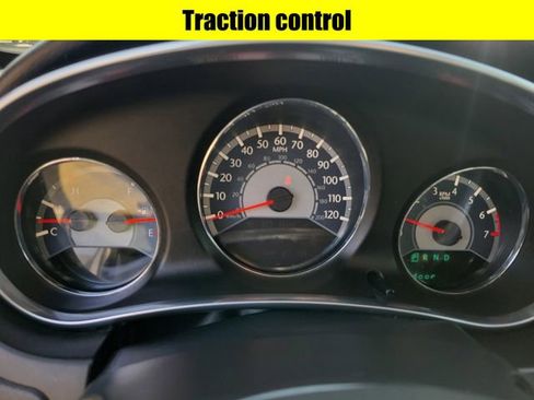 Used 2014 Chrysler 200 LX image 13