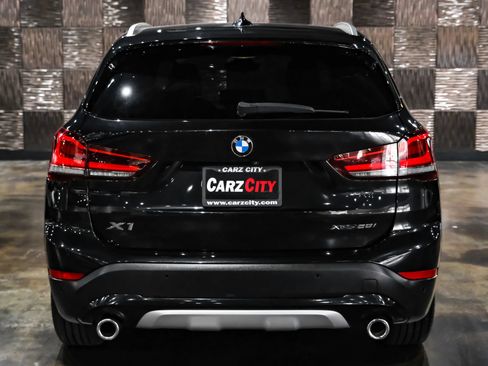Used 2021 BMW X1 xDrive28i w/ Premium Package AWD/4WD image 9