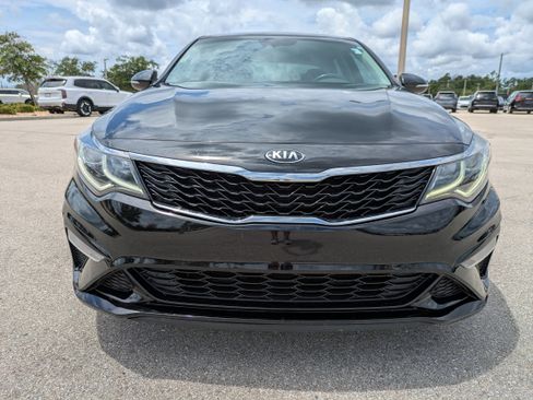 Used 2020 Kia Optima SE FWD image 3