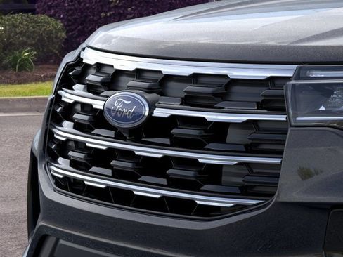 New 2026 Ford Explorer Active w/ Active Comfort Package RWD image 48